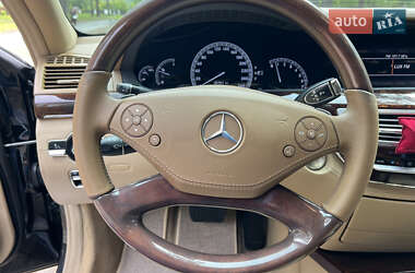 Седан Mercedes-Benz S-Class 2011 в 