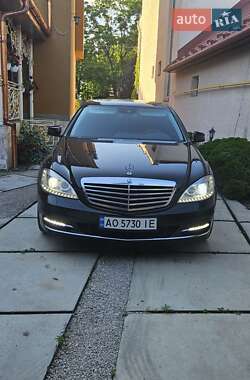 Седан Mercedes-Benz S-Class 2011 в Береговому