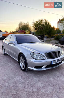 Седан Mercedes-Benz S-Class 2005 в 