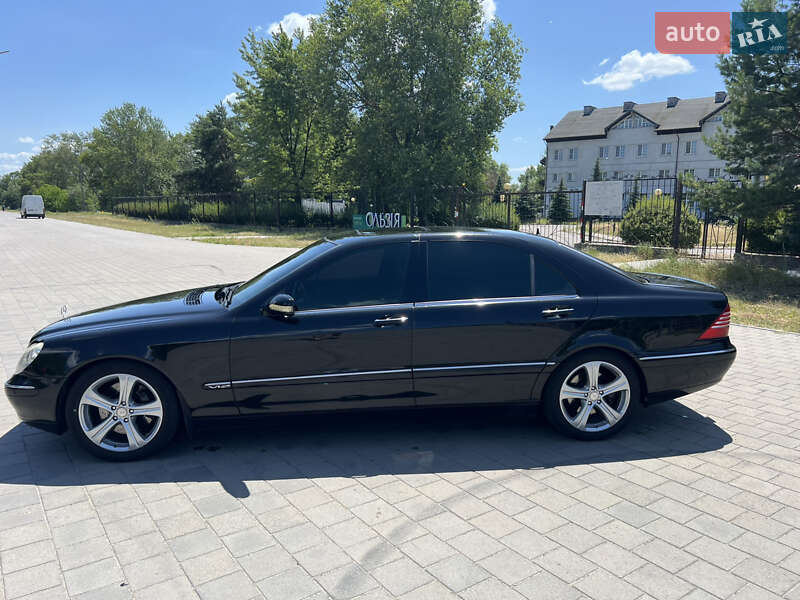 Седан Mercedes-Benz S-Class 2001 в Горишних Плавнях