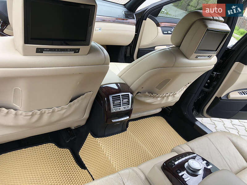 Седан Mercedes-Benz S-Class 2006 в Шепетівці