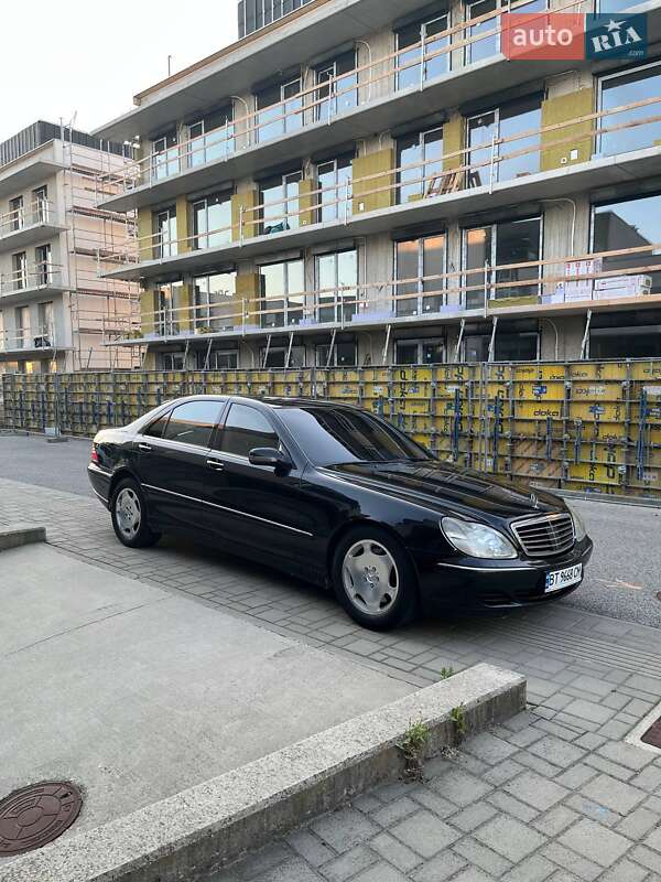 Седан Mercedes-Benz S-Class 2000 в Херсоне