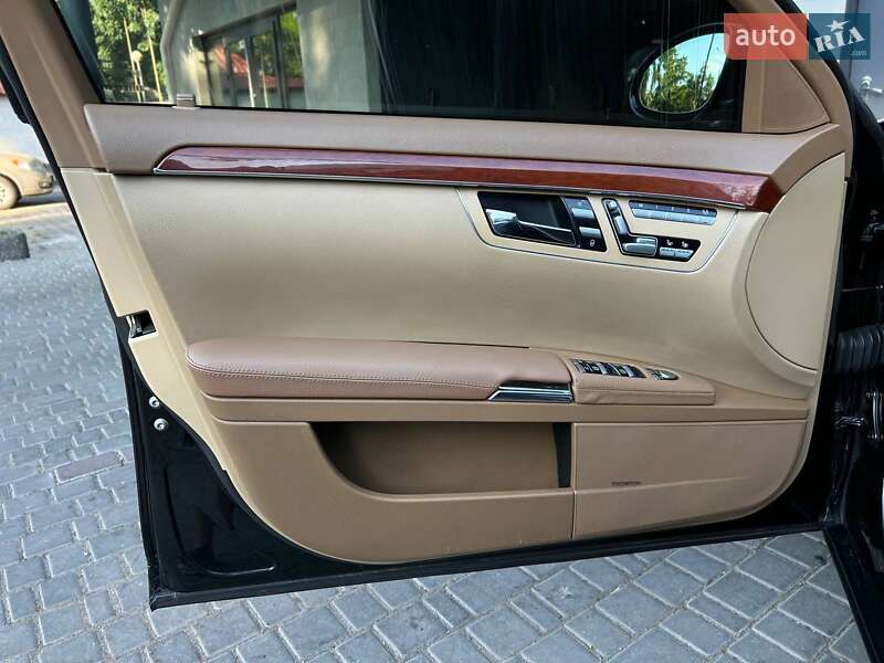 Седан Mercedes-Benz S-Class 2008 в Одессе