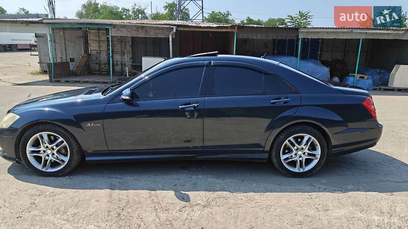 Седан Mercedes-Benz S-Class 2006 в Белгороде-Днестровском