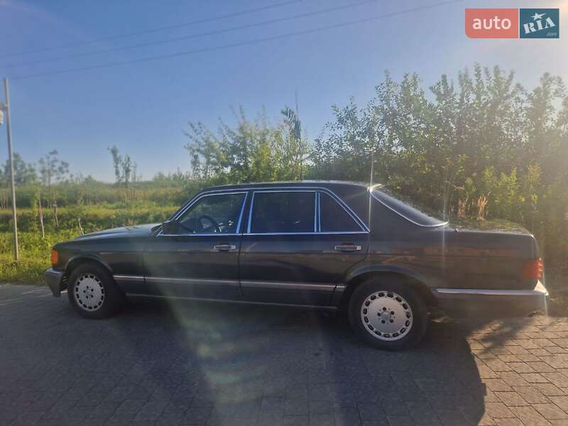 Седан Mercedes-Benz S-Class 1990 в Львове