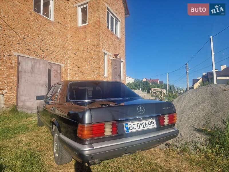 Седан Mercedes-Benz S-Class 1990 в Львове