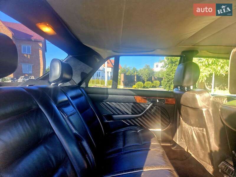 Седан Mercedes-Benz S-Class 1990 в Львове