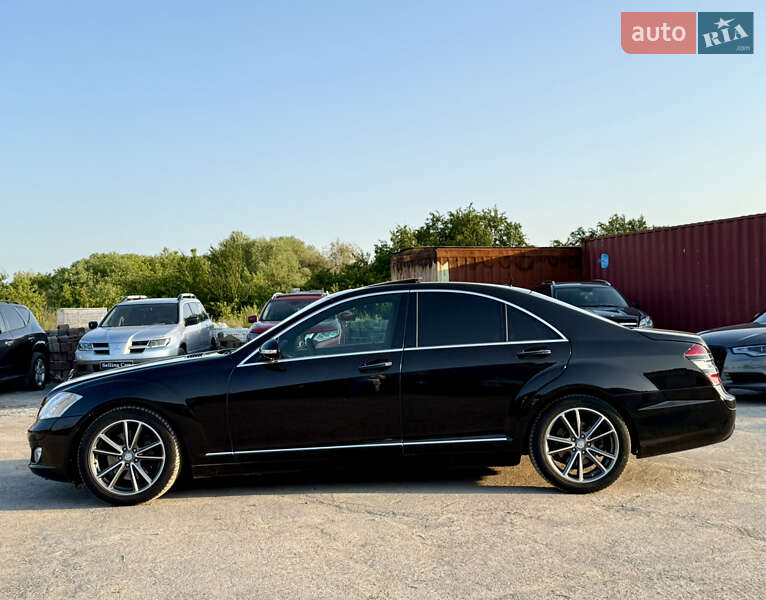 Седан Mercedes-Benz S-Class 2006 в Ровно
