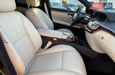Седан Mercedes-Benz S-Class 2006 в 
