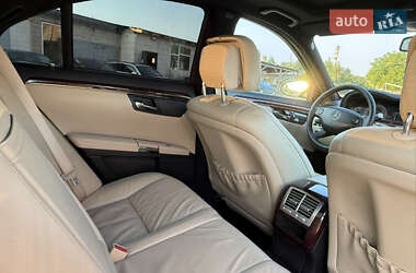 Седан Mercedes-Benz S-Class 2006 в 