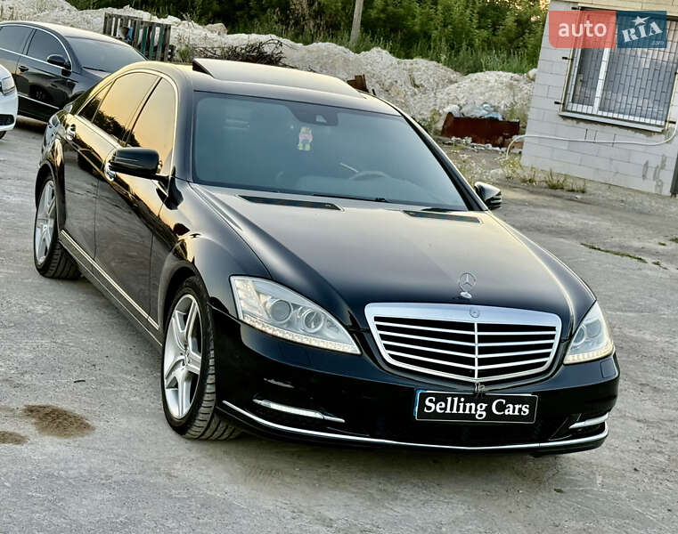 Седан Mercedes-Benz S-Class 2010 в Ровно