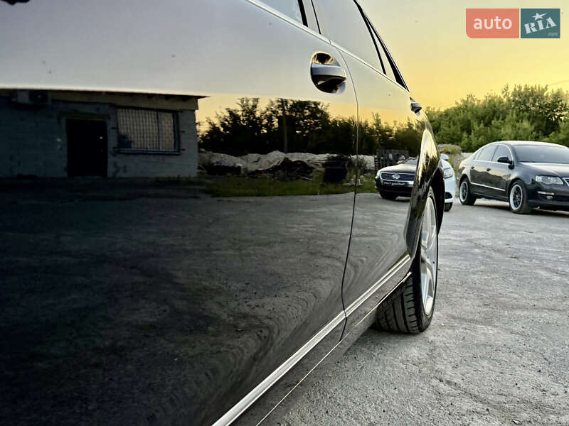 Седан Mercedes-Benz S-Class 2010 в Ровно