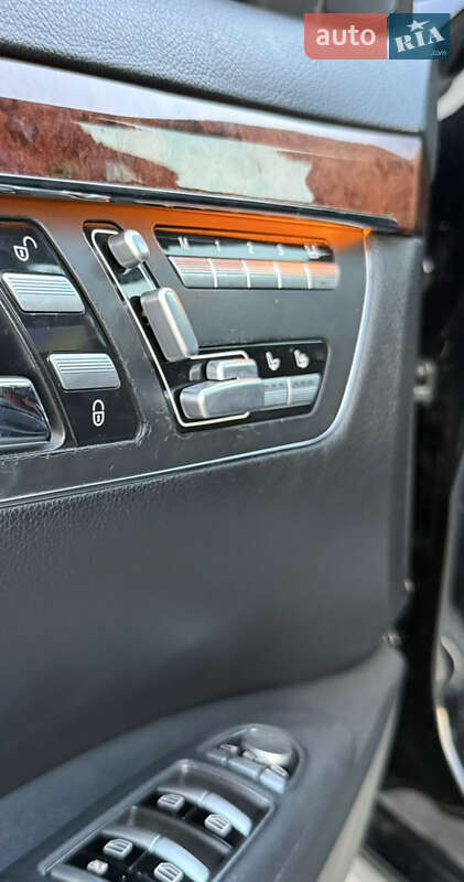 Седан Mercedes-Benz S-Class 2010 в Ровно