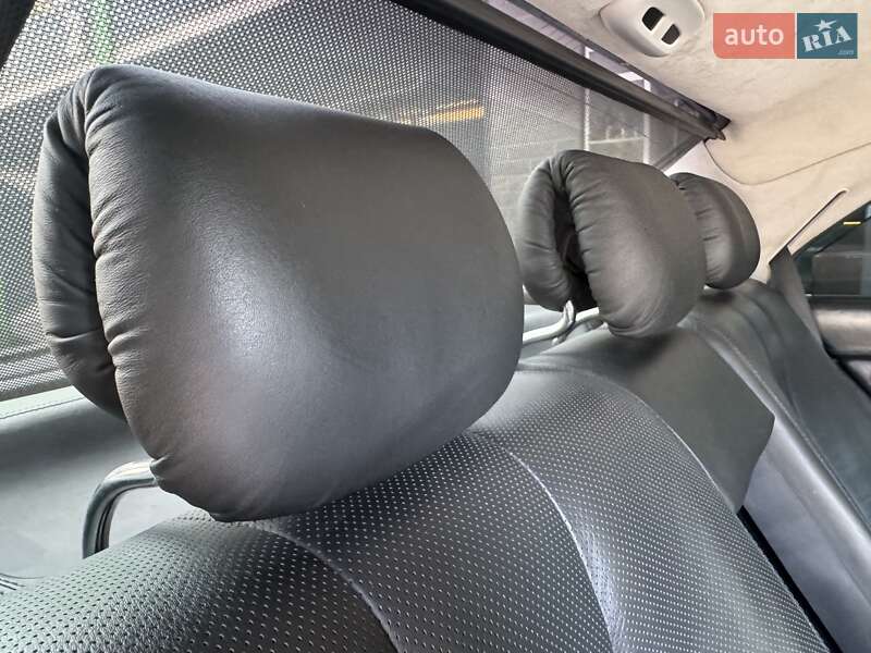 Седан Mercedes-Benz S-Class 2001 в Чернівцях