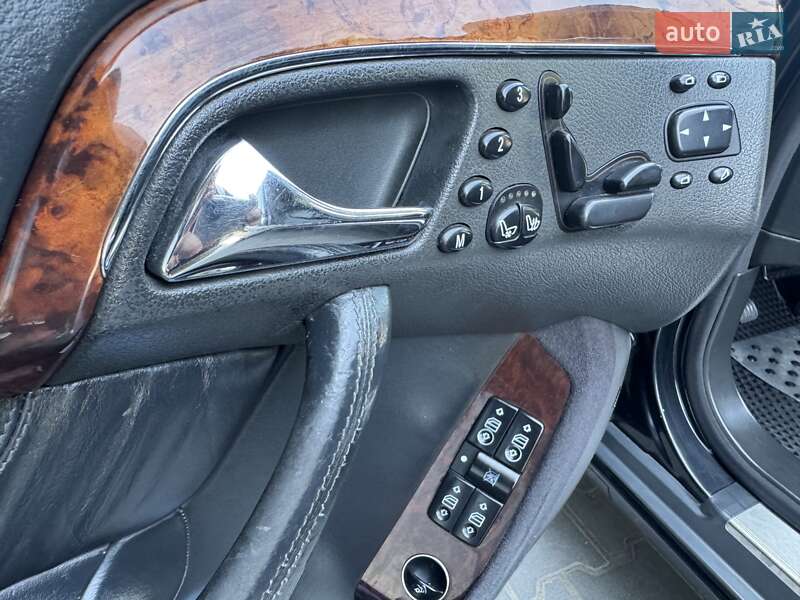 Седан Mercedes-Benz S-Class 2001 в Чернівцях