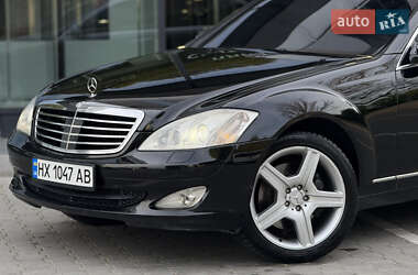 Седан Mercedes-Benz S-Class 2008 в 