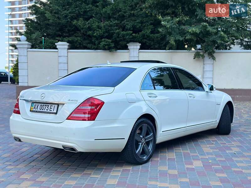 Седан Mercedes-Benz S-Class 2012 в Одессе