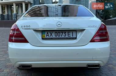 Седан Mercedes-Benz S-Class 2012 в 