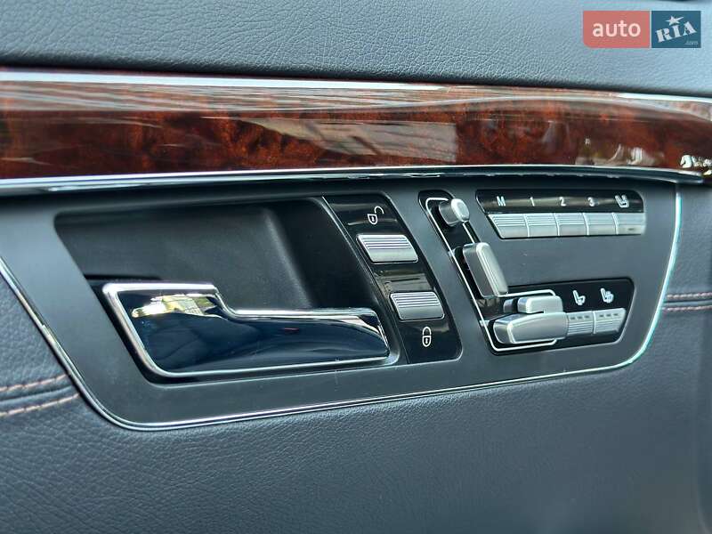 Седан Mercedes-Benz S-Class 2012 в Одессе