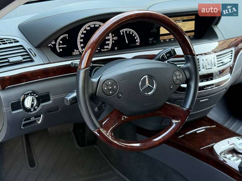 Седан Mercedes-Benz S-Class 2012 в Одессе