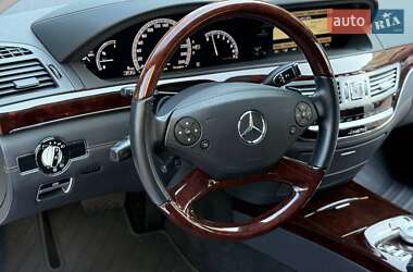 Седан Mercedes-Benz S-Class 2012 в 