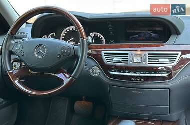 Седан Mercedes-Benz S-Class 2012 в 