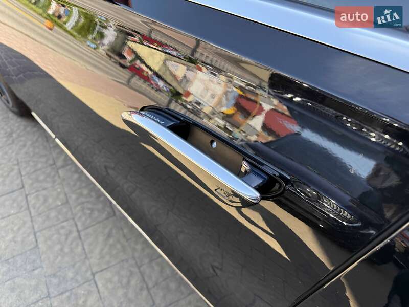 Седан Mercedes-Benz S-Class 2021 в Львове