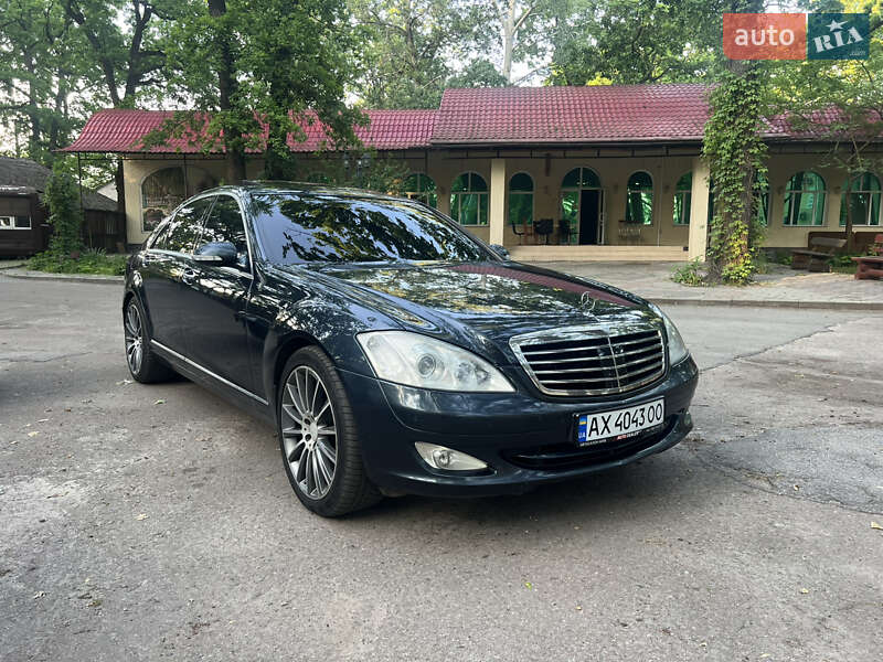 Седан Mercedes-Benz S-Class 2005 в Полтаве