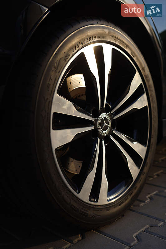 Седан Mercedes-Benz S-Class 2015 в Киеве