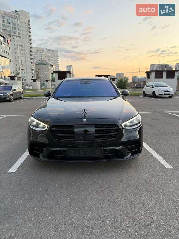 Mercedes-Benz S-Class 2020
