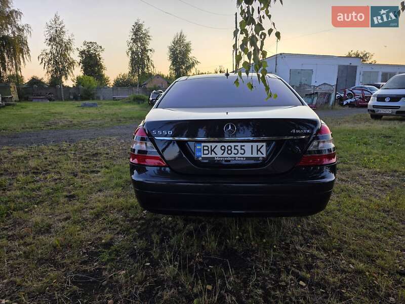 Седан Mercedes-Benz S-Class 2007 в Ровно