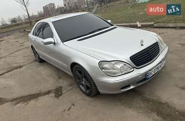 Седан Mercedes-Benz S-Class 2001 в 