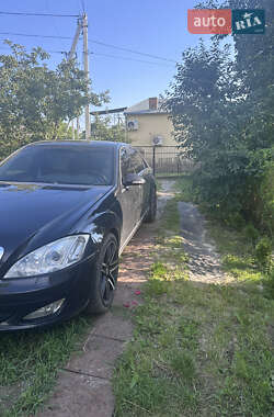 Седан Mercedes-Benz S-Class 2006 в 