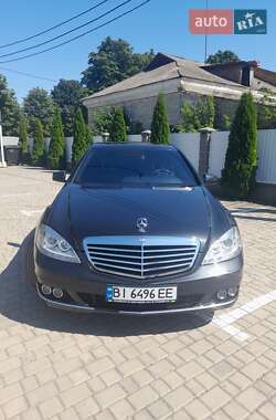 Седан Mercedes-Benz S-Class 2012 в Оржице