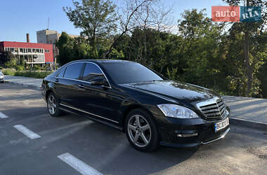 Седан Mercedes-Benz S-Class 2008 в 