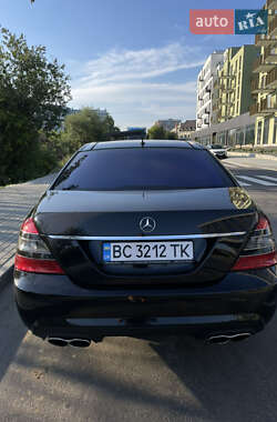 Седан Mercedes-Benz S-Class 2008 в 