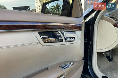 Седан Mercedes-Benz S-Class 2008 в 