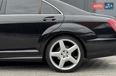 Седан Mercedes-Benz S-Class 2009 в 