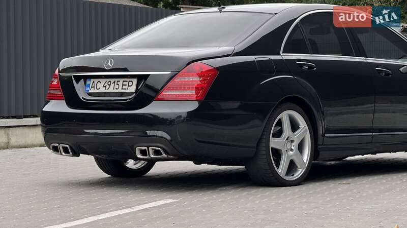 Седан Mercedes-Benz S-Class 2009 в Стрию