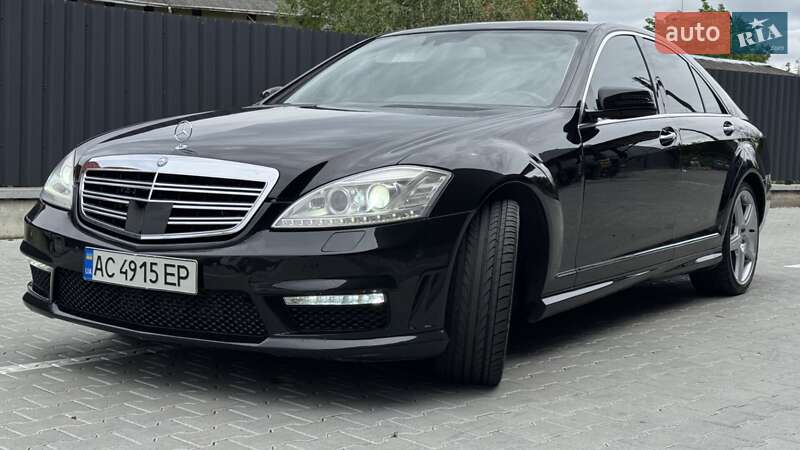 Седан Mercedes-Benz S-Class 2009 в Стрию
