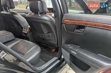 Седан Mercedes-Benz S-Class 2009 в 