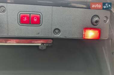 Седан Mercedes-Benz S-Class 2009 в 