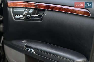 Седан Mercedes-Benz S-Class 2008 в 