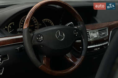 Седан Mercedes-Benz S-Class 2008 в 