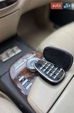 Седан Mercedes-Benz S-Class 2005 в 