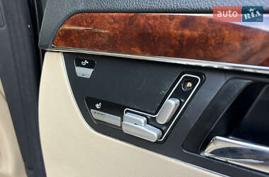 Седан Mercedes-Benz S-Class 2005 в 