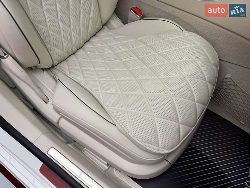 Седан Mercedes-Benz S-Class 2023 в Киеве