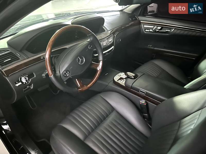 Седан Mercedes-Benz S-Class 2008 в Днепре