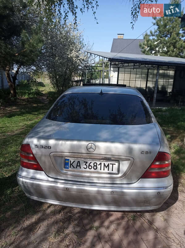 Седан Mercedes-Benz S-Class 2000 в 