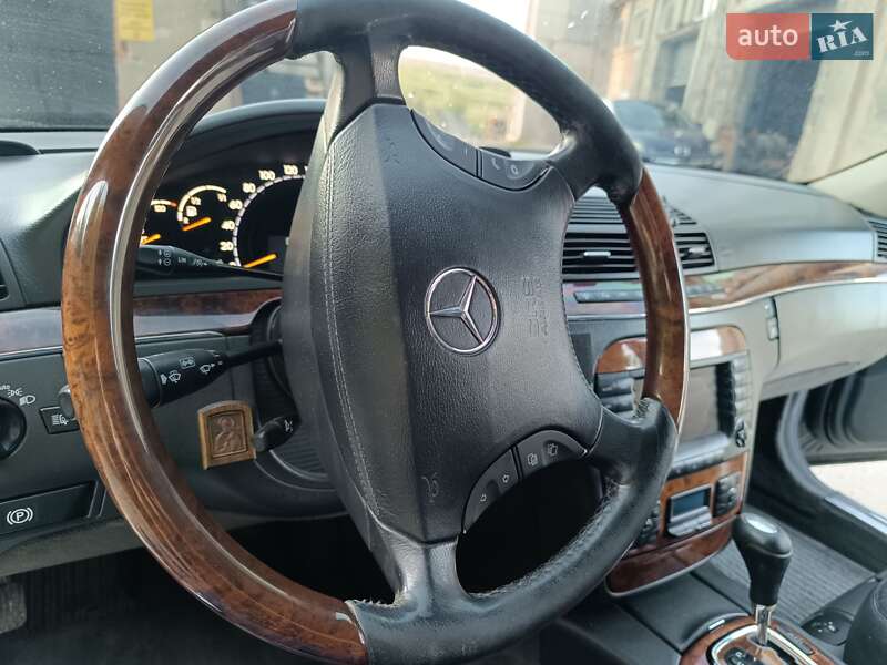 Седан Mercedes-Benz S-Class 2005 в Бережанах